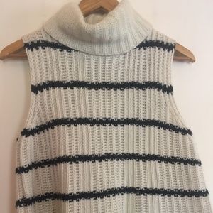 Sea Bleu Cashmere Sleeveless Turtleneck Sweater